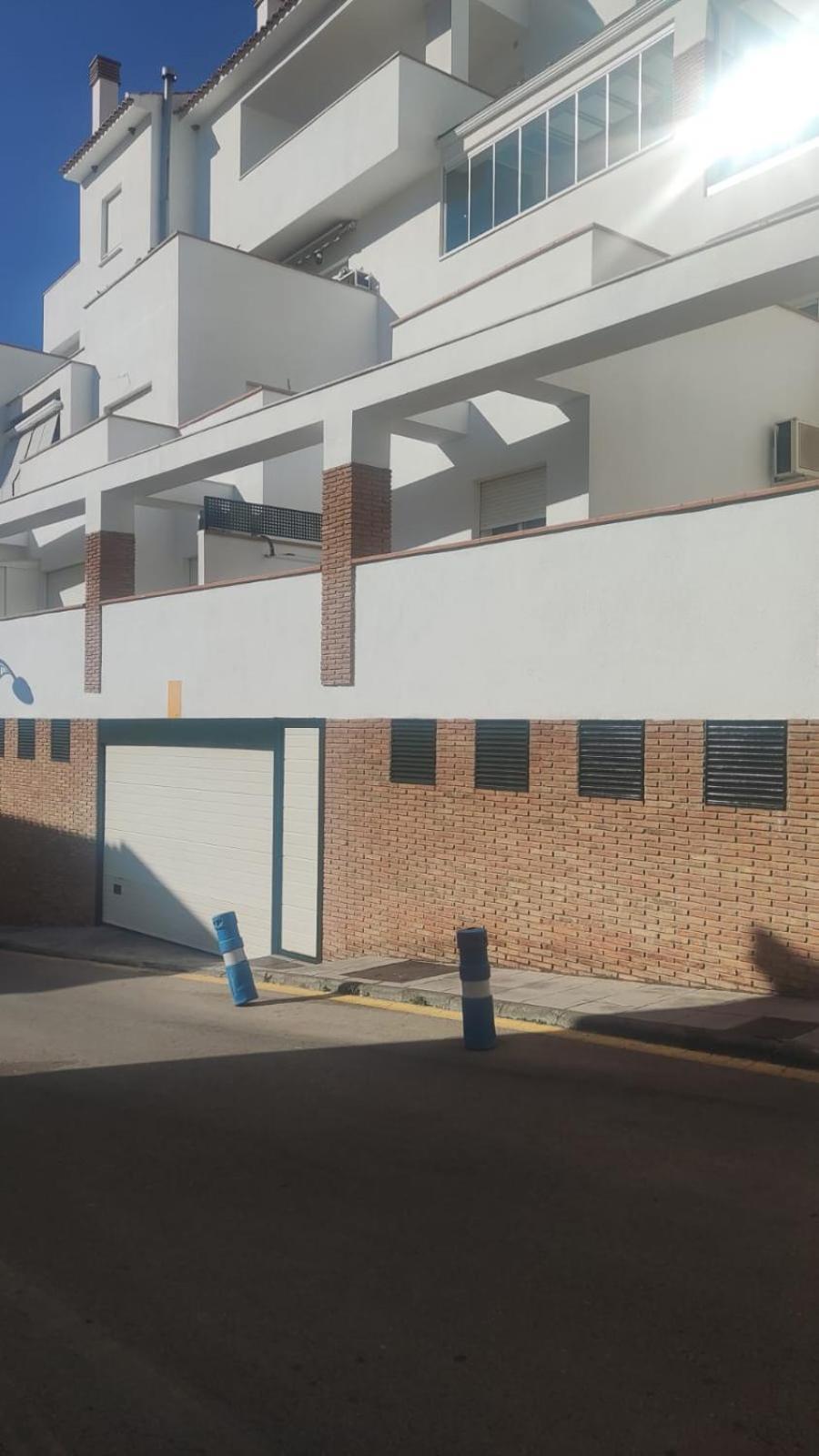 Moderno Y Confortable En Gueejar Sierra, Con Aparcamiento, Terraza, Wi-fi *
