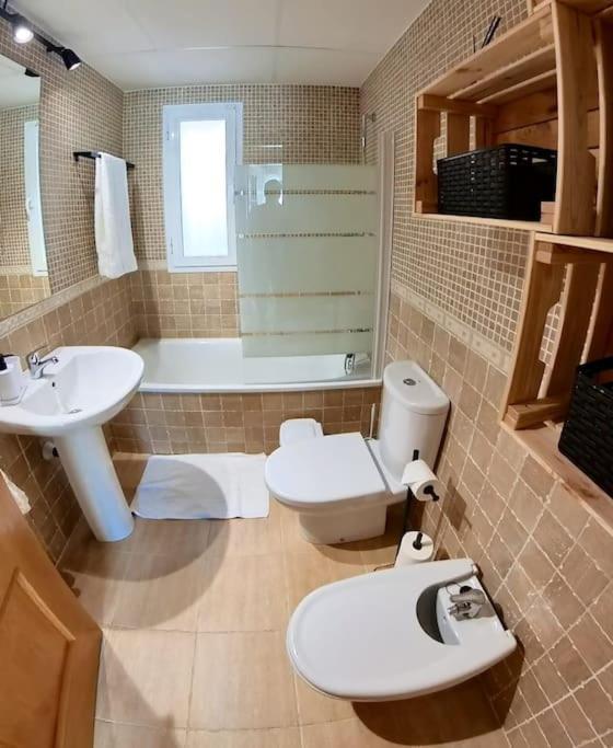 Moderno Y Confortable En Gueejar Sierra, Con Aparcamiento, Terraza, Wi-fi Guejar Sierra